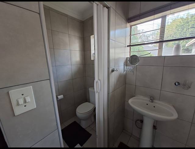 4 BEDROOM FREEHOLD FOR SALE IN GLEN MARAIS